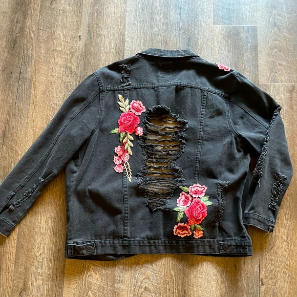 Distressed Rose appliqué denim jacket - Picture 3 of 3